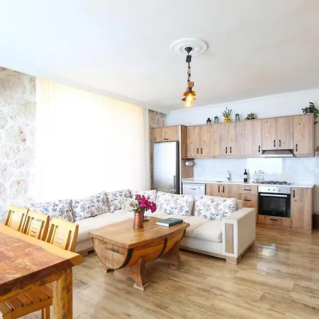 Summer Hill Villa *